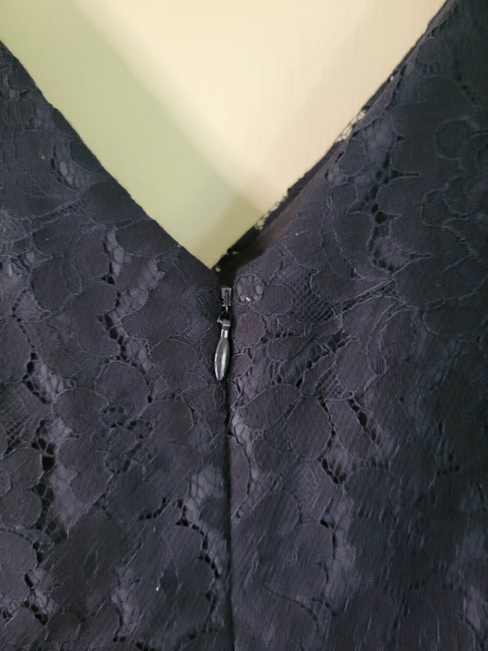 J.Crew NWT Navy Gathered Lace Sheath Wedding Guest Chic Cocktail Dress Sz 6 - Picture 8 of 16